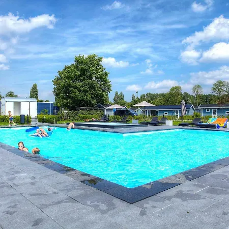 Holiday Droompark Bad Hulckesteijn.5 בית נופש *